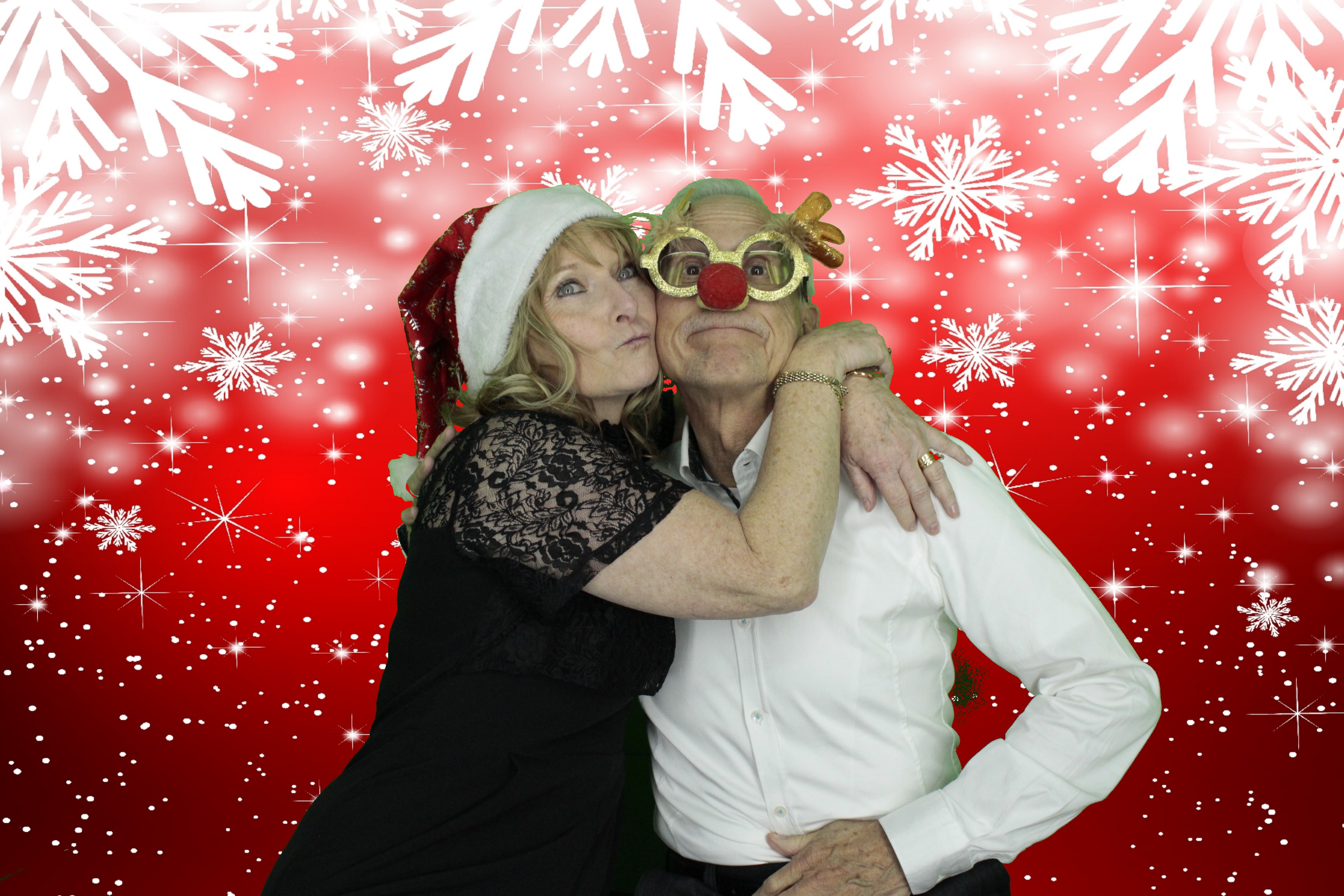 Silvermere Christmas Party | View more photos from the event at gallery.myphotoboothexperience.co.uk/u/MyPhotoBoothExperienceLtd/Silvermere-Christmas-Party-2